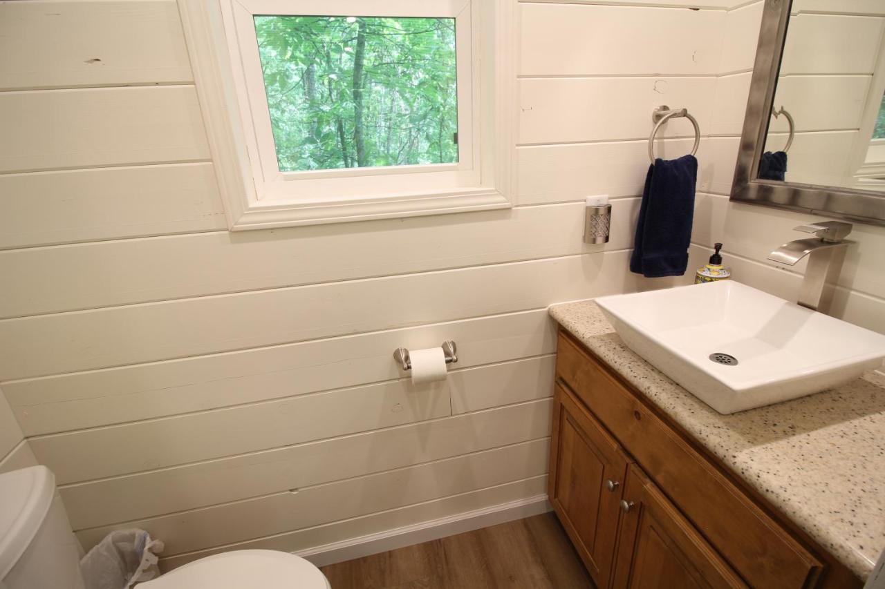 Secluded Treehouse In The Woods - Tree Hugger Hideaway Villa Branson Eksteriør billede